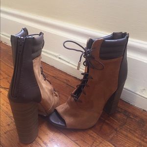 Women’s boots